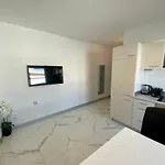 Apartment Apartments Near Sea Vir